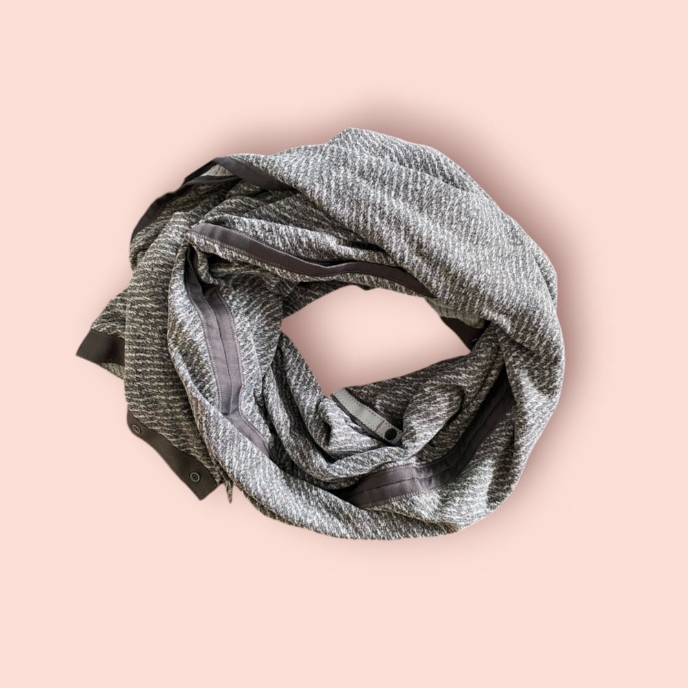 Lululemon Vinyasa Wrap Scarf snap button shawl